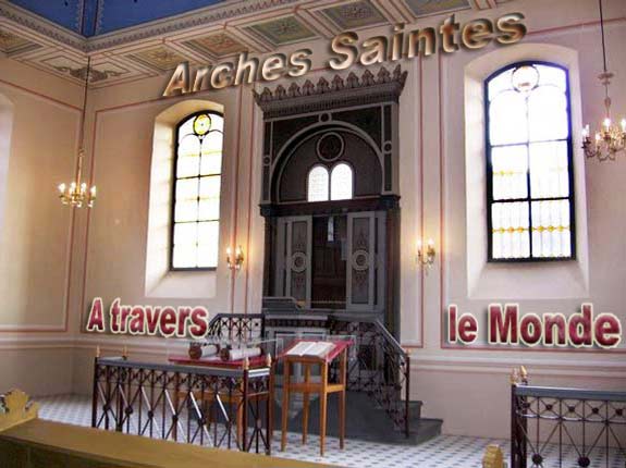 Arches saintes à travers le monde