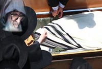 La levée du corps de Rabbi Elazar zal