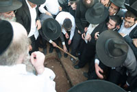 L'enterrement de Rav Ya'acov Yossef Zal