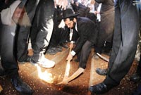 L'inhumation du Rav Ovadia Yossef Zal