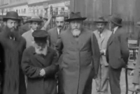 Vidéo Exceptionnelle du 'Hafets 'Haïm  en 1923 (avec les noms des rabbins visibles sur l'écran)