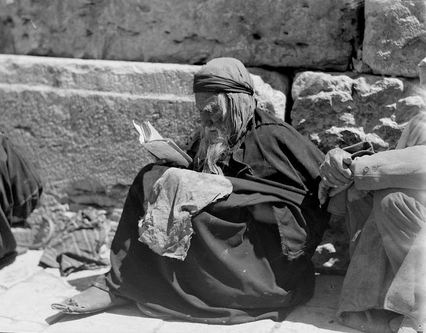 Ticha Béav de 1909 à 1925
