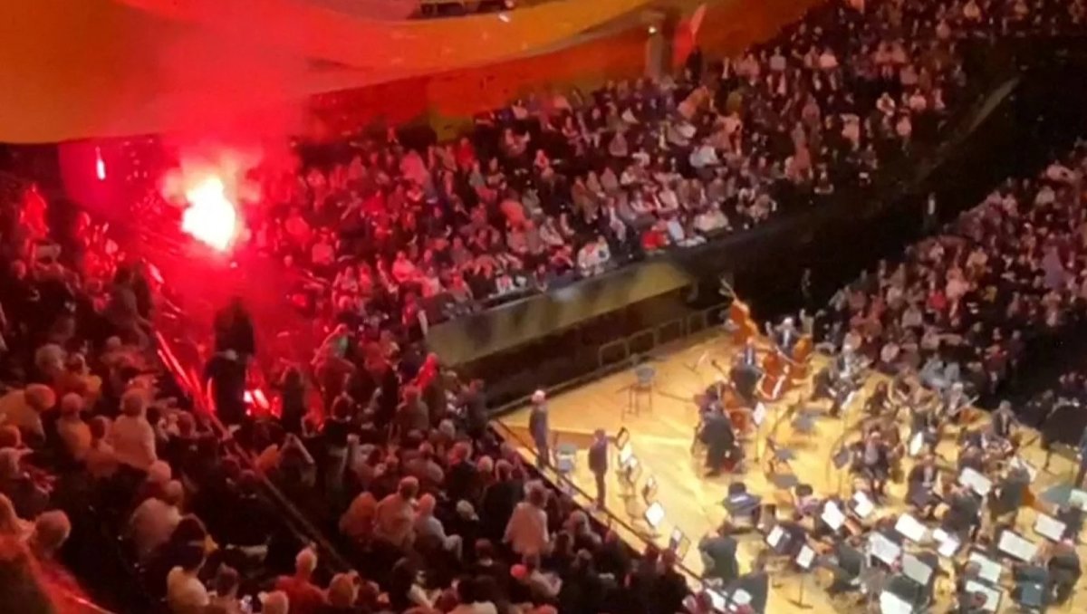 Paris : affrontements lors d'un concert de l'Orchestre philharmonique d'Israël