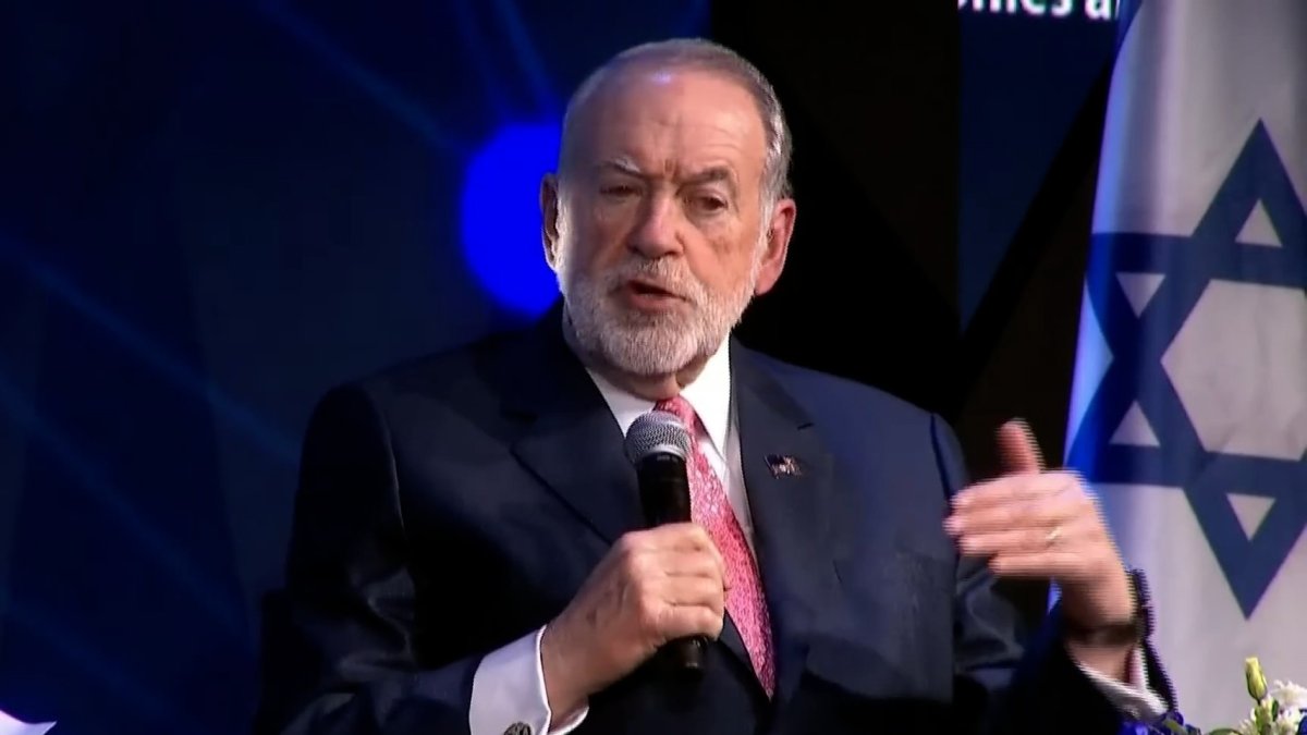 Mike Huckabee : la haine du juif est une révolte contre D-ieu