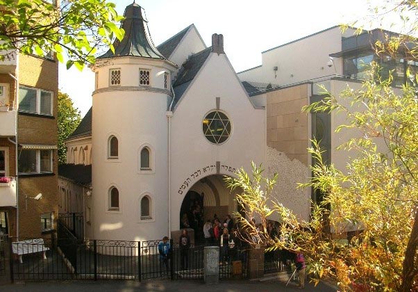 Visite historique du Roi de Norvège à la communauté juive 