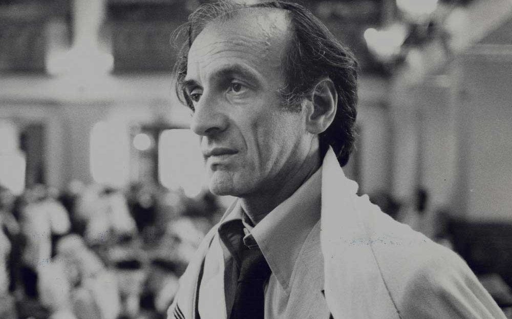 Elie Wiesel à la synagogue