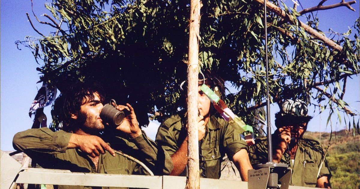Soucca sur transport de troupe Israélien.