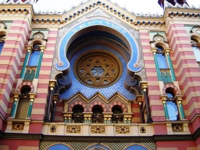 Entrée de la Grande Synagogue de Prague, Tchécoslovaquie