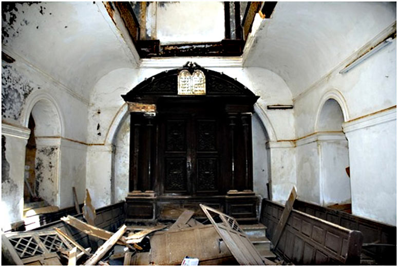 11. Un projet de restauration, soutenu par la Fondation du patrimoine culturel judéo-marocain et le gouvernement alleman...