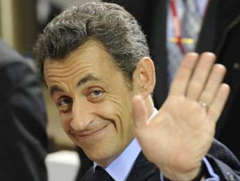 Bref passage de Nicolas Sarkozy au dîner du Crif