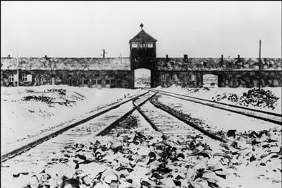 Une étude revoit à la hausse le nombre de camps nazis