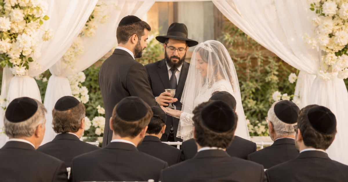 Assister au mariage d'un Kohèn et d'une convertie