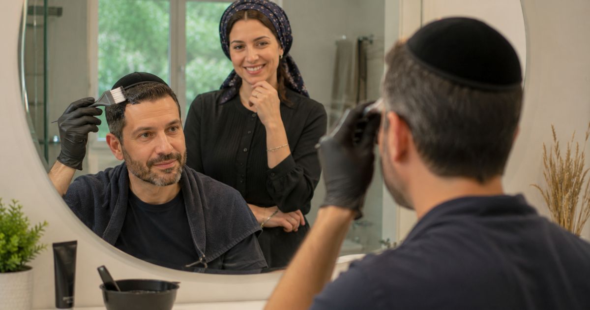 Se teindre les cheveux pour faire plaisir à sa femme
