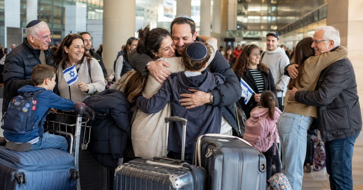 Alya d’Amérique du Nord : 1 100 nouveaux immigrants arrivent en Israël