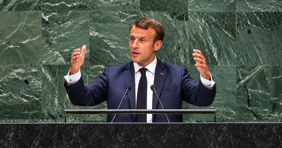 La bouffonnerie diplomatique de Macron et son protégé le Hamas