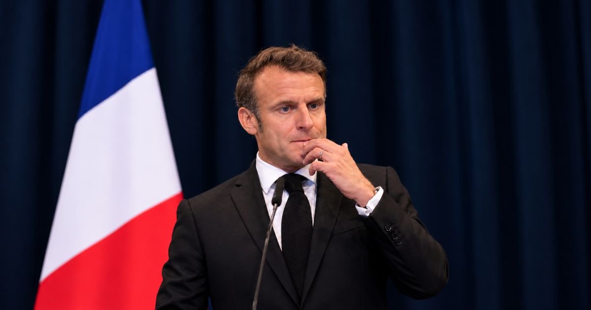 Émeutes en France : drapeaux palestiniens et Macron désemparé